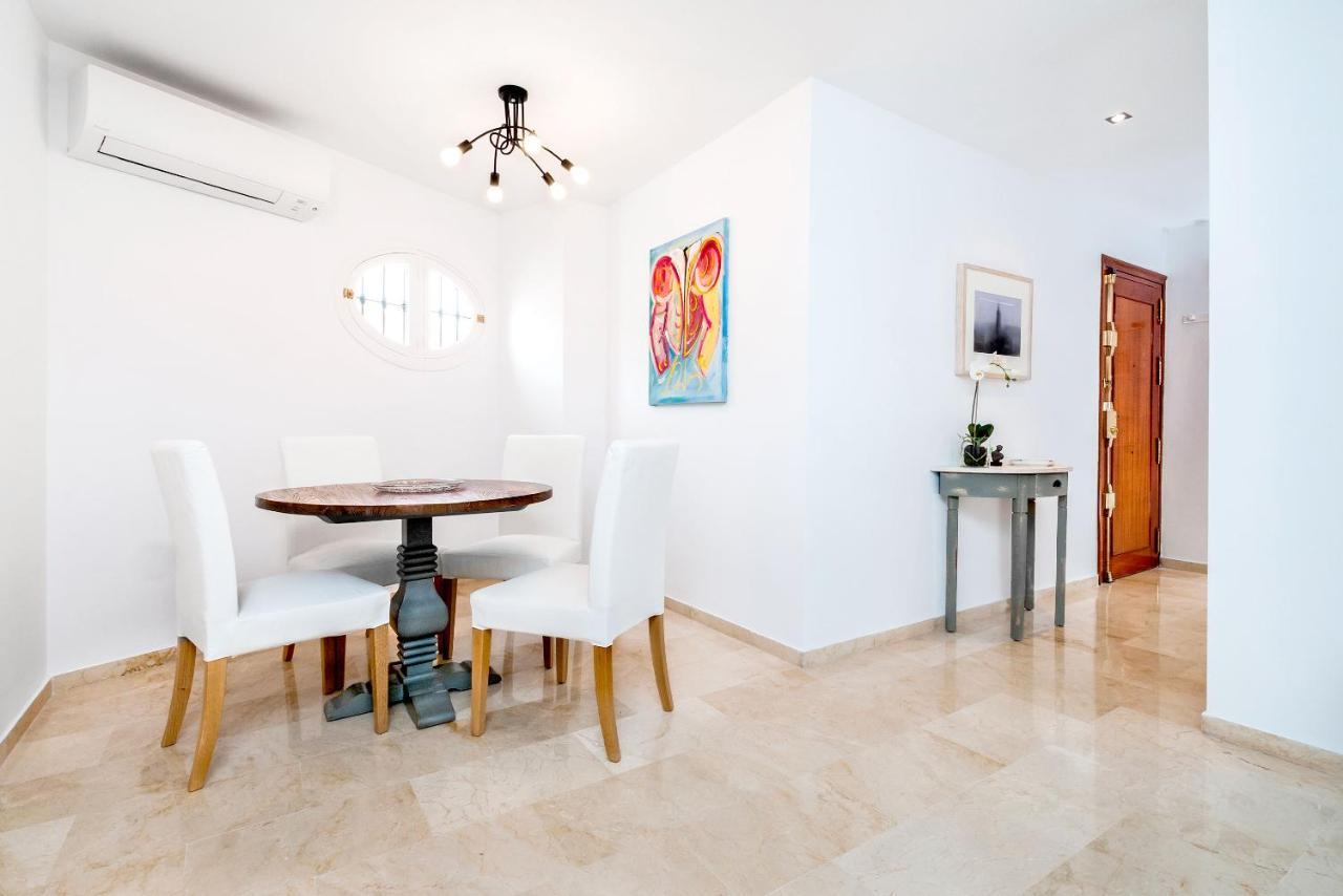 Genteel Home Maestranza Séville Extérieur photo